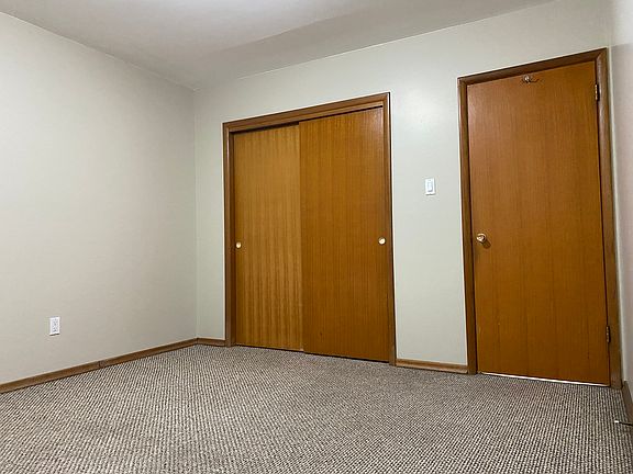 5th image of 1027 Northmount Dr NW #6