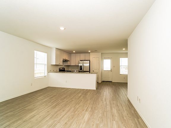 5th image of 5931 Sunset Song Ln