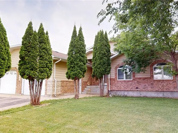833 Peters AVENUE, Oxbow, SK S0C 2B0