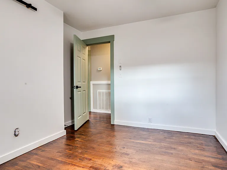 6608 Langston Dr — Photo 25