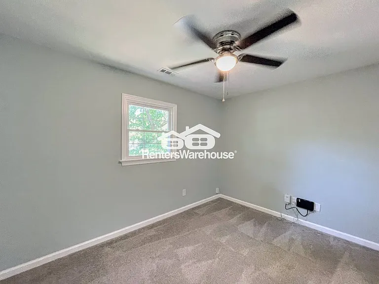 190 Devon Pl — Photo 21