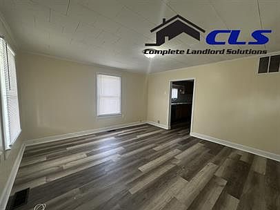 2nd image of 1725 N 30th St