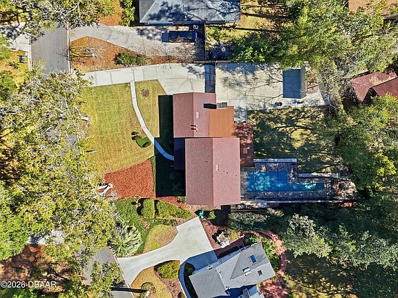 4th image of 3021 NW 10th Pl