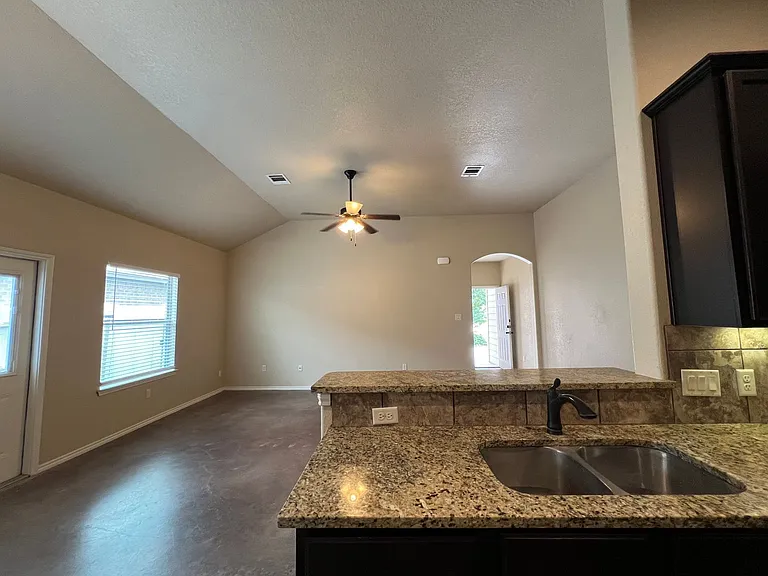 2595 Pahmeyer Rd — Photo 7