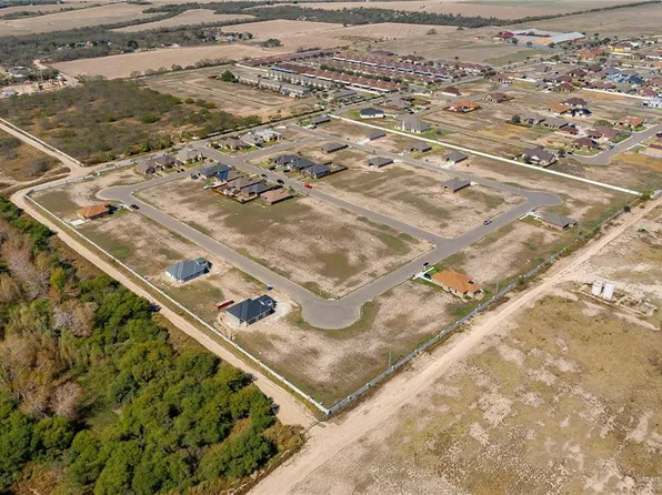 223 Paradise St, Rio Grande City, TX 78582