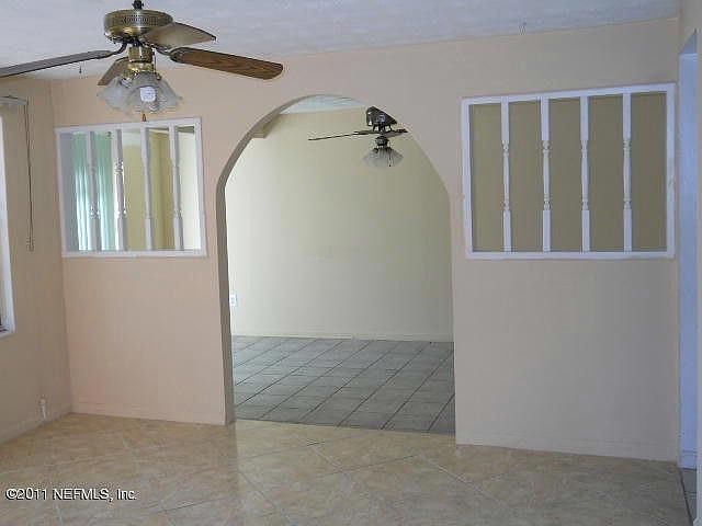2nd image of 9746 Devonshire Blvd