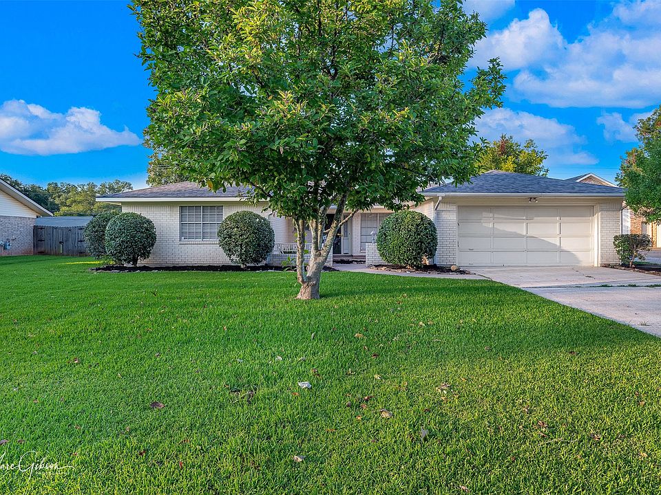 1st image of 2312 Ashdown Dr