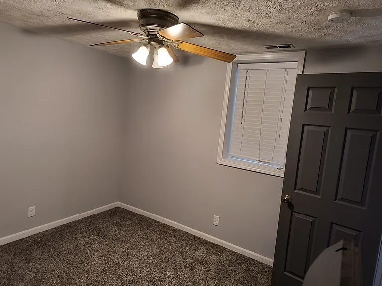 3501 N Miller Rd — Photo 11