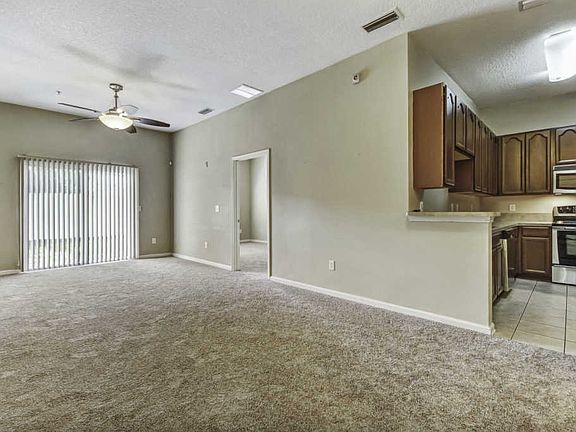 3rd image of 8208 White Falls Blvd Unit 102