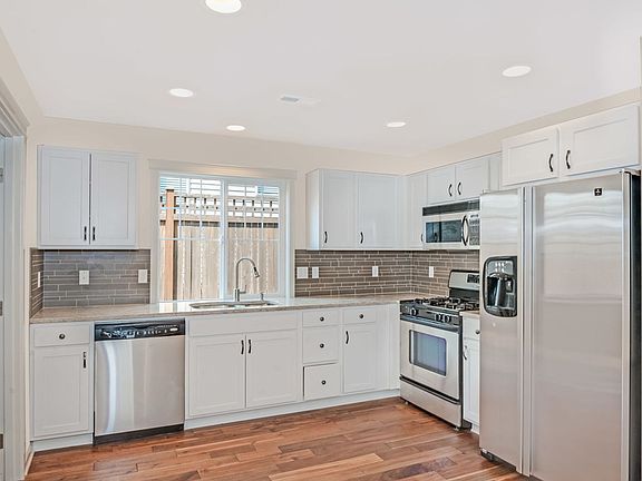 4th image of 7617 Orchard Ave SE