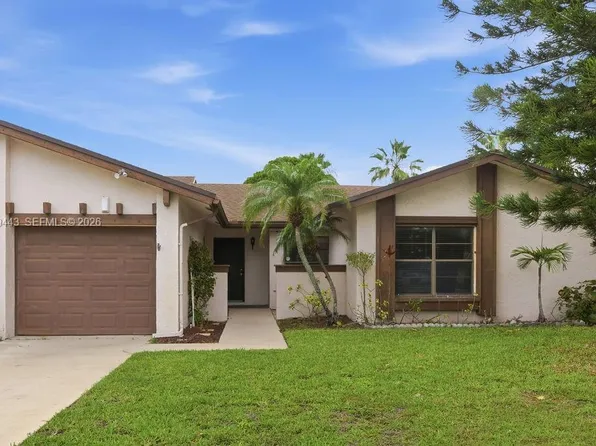 6125 Elsinore Cir, Greenacres, FL 33463