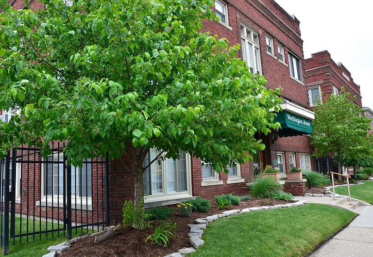 Historic Worthington Manor Apartments — Photo 18