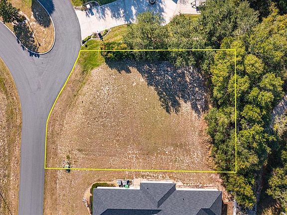 3rd image of 1104 MYRTLE BREEZES COURT LOT 8