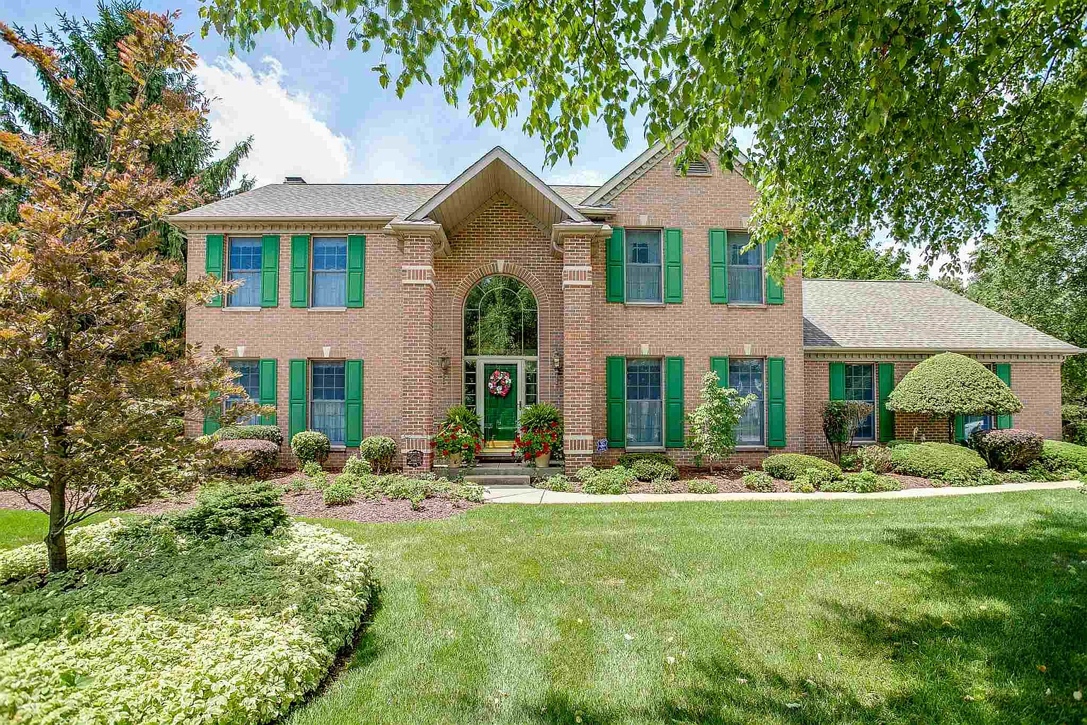 15303 Roswell Ct photo 1