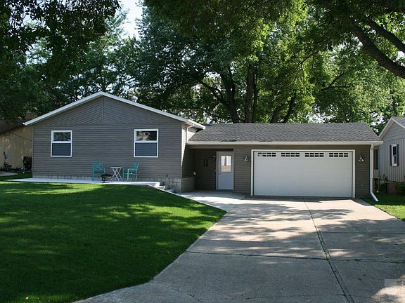 4th image of 201 Orchard Ln
