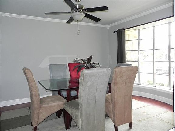 3rd image of 419 Briargrove Dr