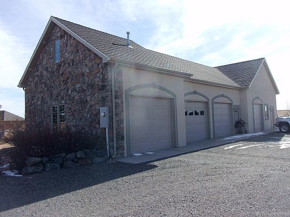 5th image of 9911 Bell Ln