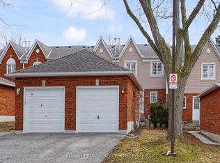 10 Bassett Blvd #39, Whitby, ON