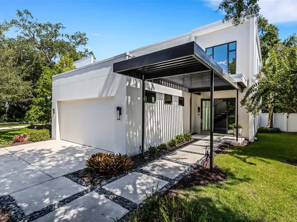 2311 Hyde Park St, Sarasota, FL 34239