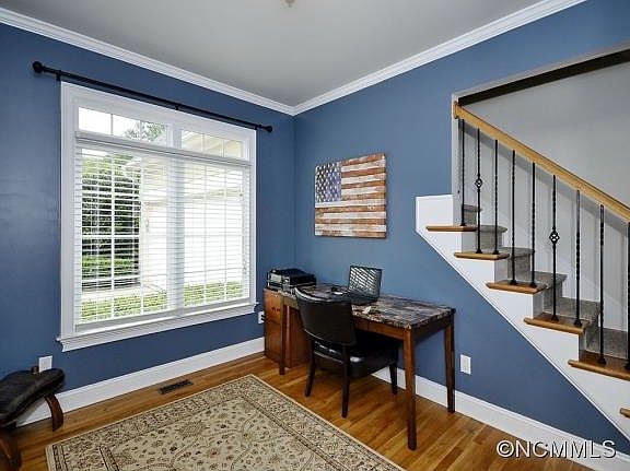 3rd image of 55 Bowenterra Dr
