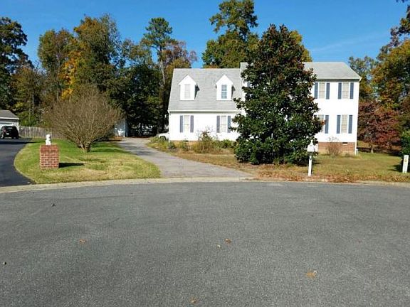 4th image of 6701 Taylor Brook Ct