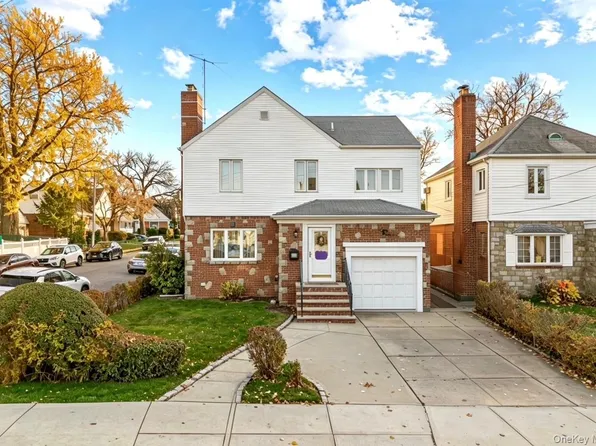 119-20 9th Avenue, College Point, NY 11356