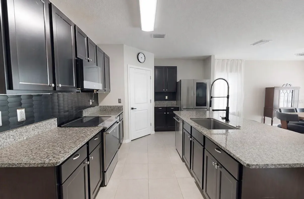 Myrtle Rock Dr, Riverview — Photo 2