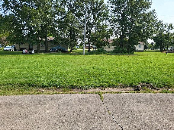 3rd image of 60 E Sisson St
