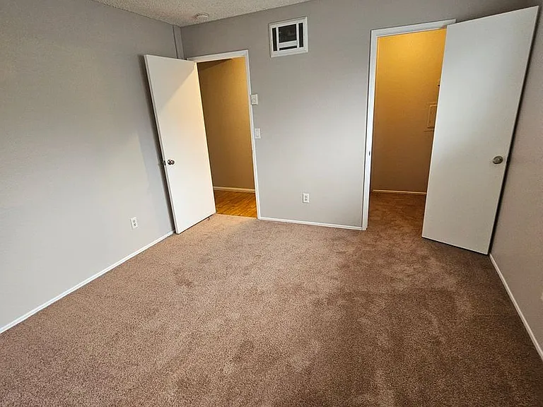 Del Mar Apartment Homes — Photo 28