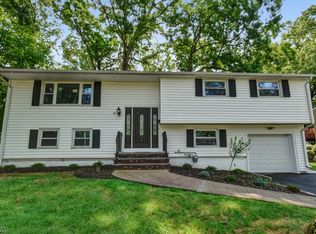 68 Trocha Ave, Livingston, NJ 07039