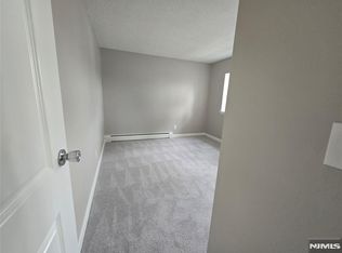 75 Sussex St #1A, Hackensack, NJ 07601