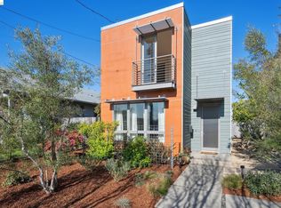 1126 Ocean Ave, Oakland, CA