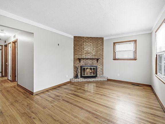 4th image of 8048 Timken Ave