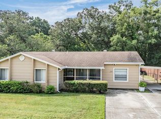 210 Claire Dr, Seffner, FL 33584