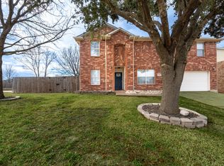1101 Halifax Ln, Forney, TX 75126