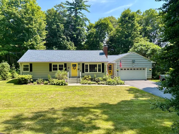 4 Sunrise Terrace, Simsbury, CT 06089