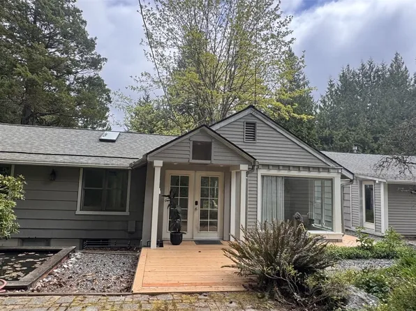 4215 Lakeway Drive, Bellingham, WA 98229
