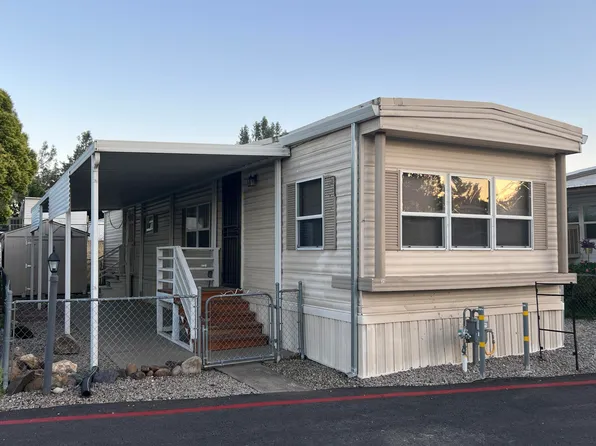 481 Twin View Blvd Space 35, Redding, CA 96003