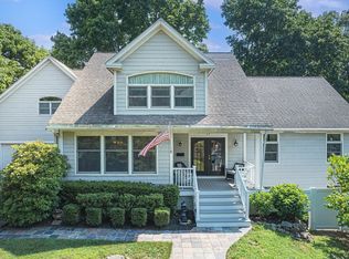 60 Norval Ave, Stoneham, MA 02180