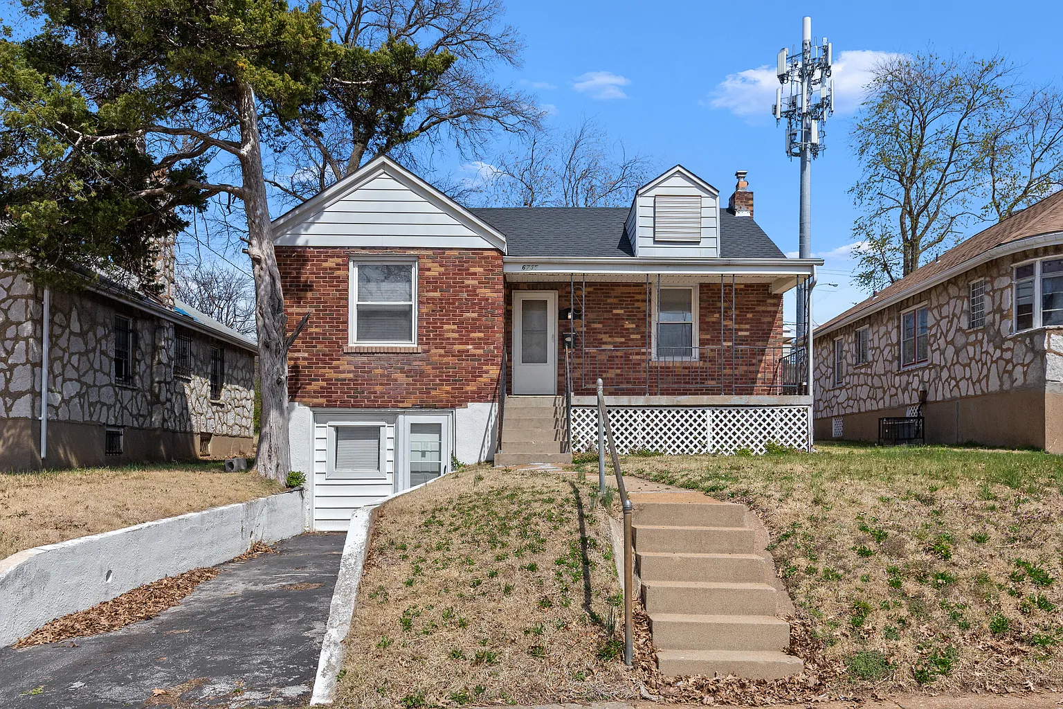 6755 Edison Ave photo 1