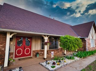 11113 Coachman Rd, Yukon, OK 73099