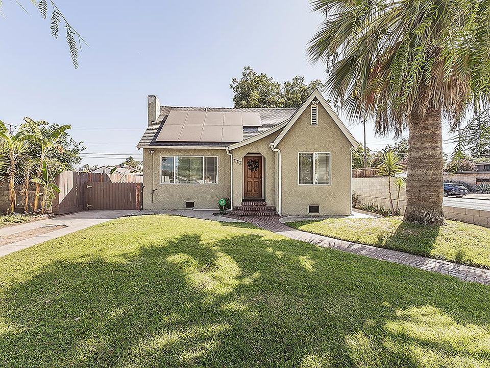1st image of 906 E Fountain Way