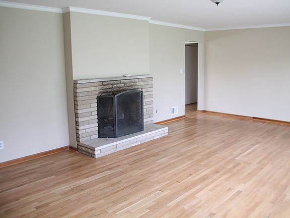 3rd image of 5872 Olentangy Blvd