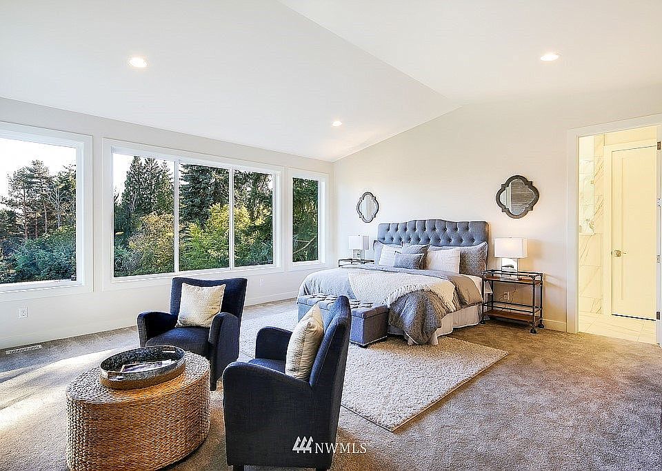 2031 102nd Ave NE, Bellevue, WA 98004 Zillow