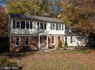 2310 Saint Bedes Ct, Reston, VA 20191