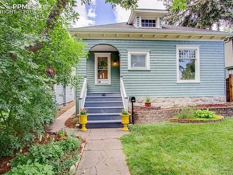 716 N Walnut St — Photo 2