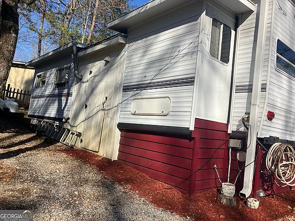 2nd image of 85 Rocky Ln