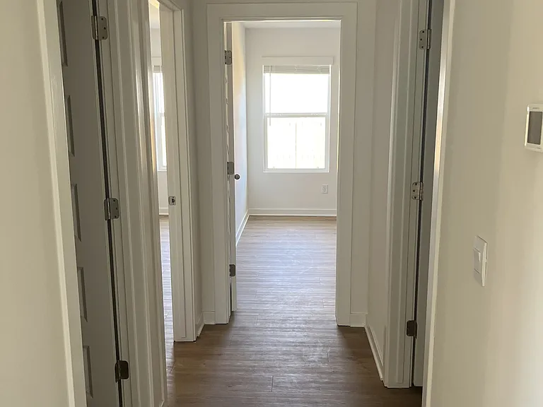 573 Arizona St — Photo 12