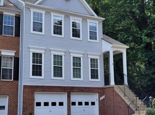 3030 Barden Oaks Ct, Oakton, VA 22124