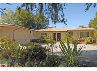445 Denslow Ave, Los Angeles, CA 90049